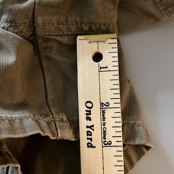 Old Navy cargo shorts size 0 - Picture 5 of 9